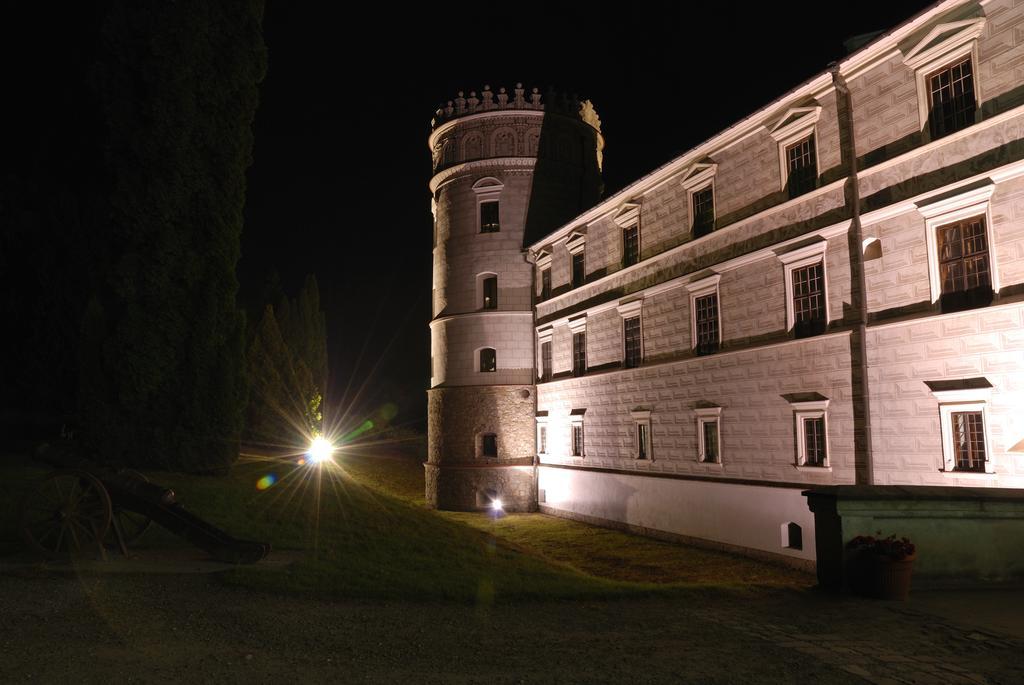 Zamek W Krasiczynie Hotel Exterior photo